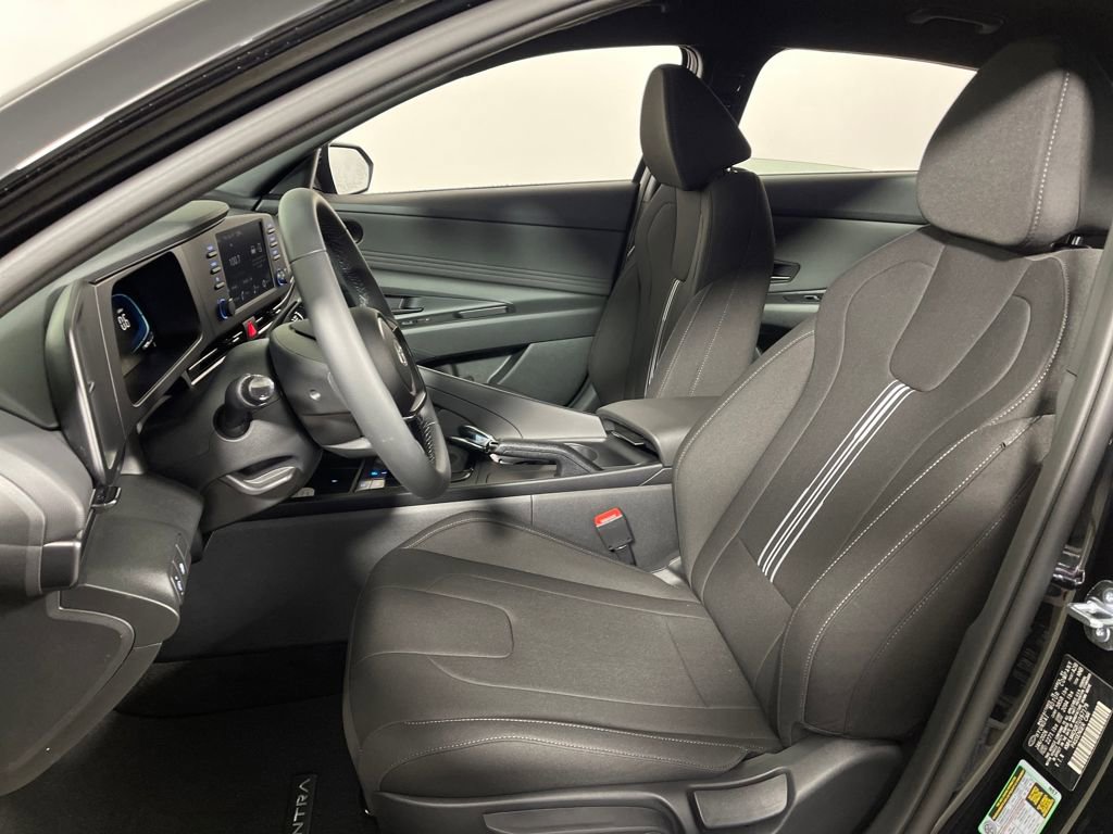 New 2026 Hyundai Elantra Sport image 12