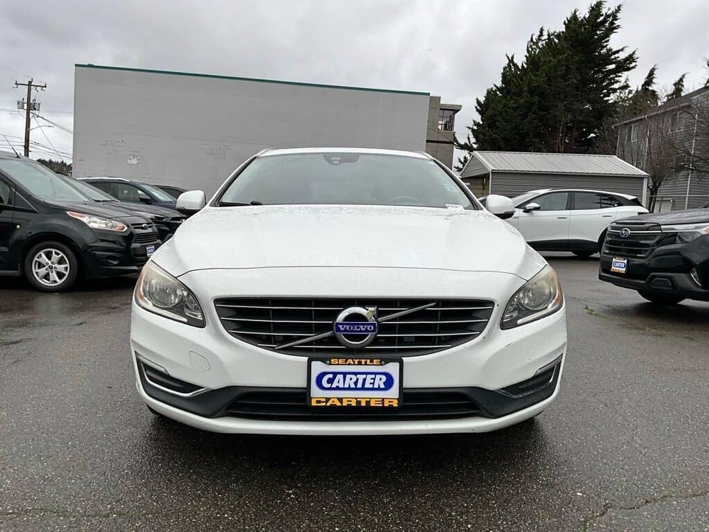 Used 2016 Volvo V60 T5 Premier image 3