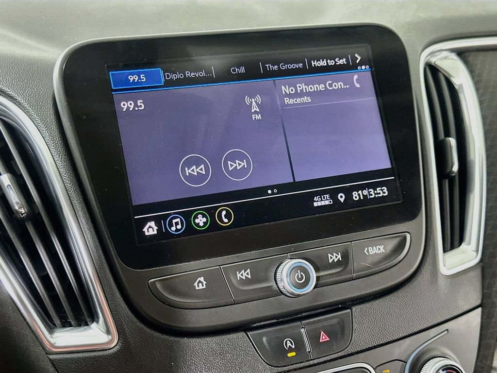 Used 2020 Chevrolet Malibu LT FWD image 24