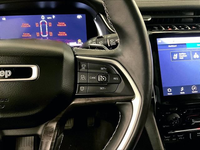 Used 2021 Jeep Grand Cherokee L Limited AWD/4WD image 18