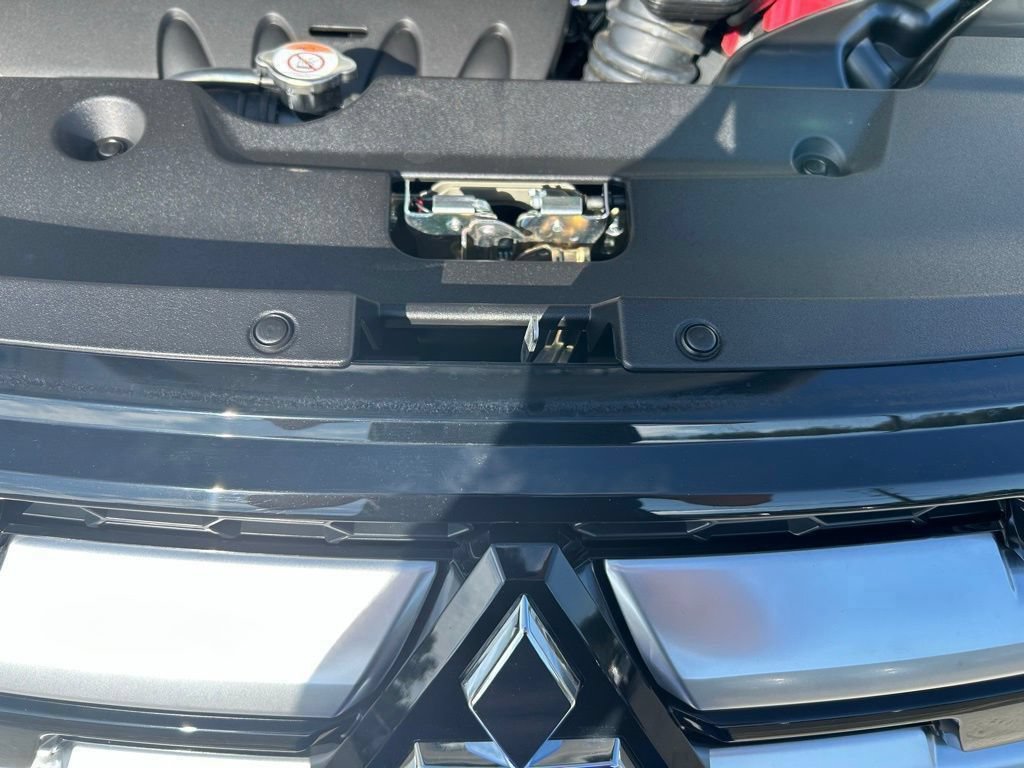 Used 2025 Mitsubishi Outlander Sport SEL AWD/4WD image 95