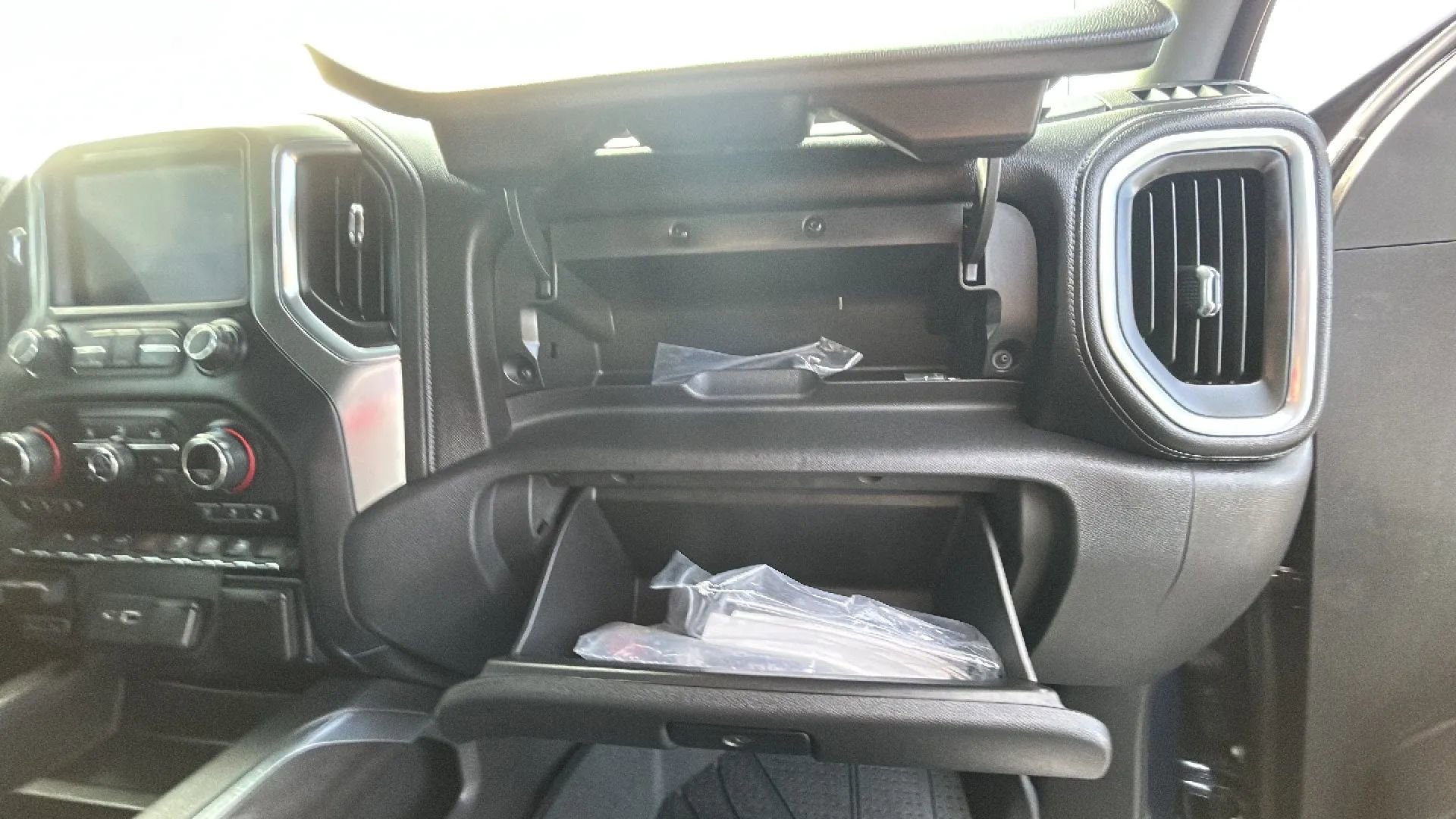 Used 2019 Chevrolet Silverado 1500 LTZ w/ LTZ Texas Edition image 40