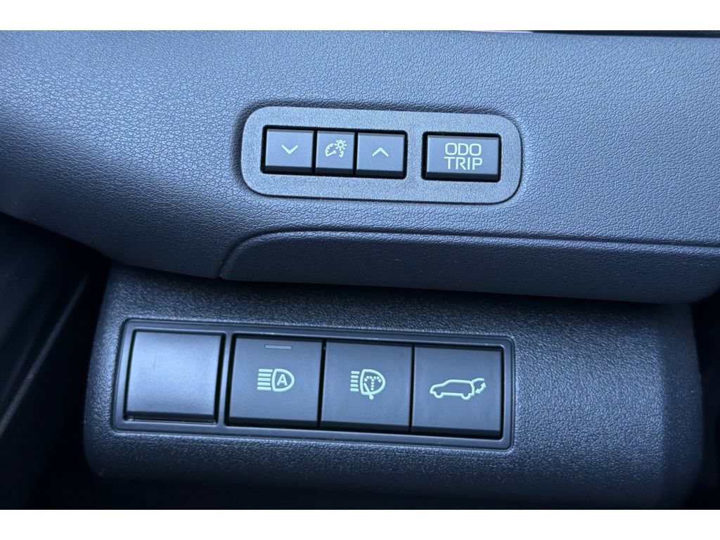 New 2026 Toyota C-HR AWD/4WD image 29