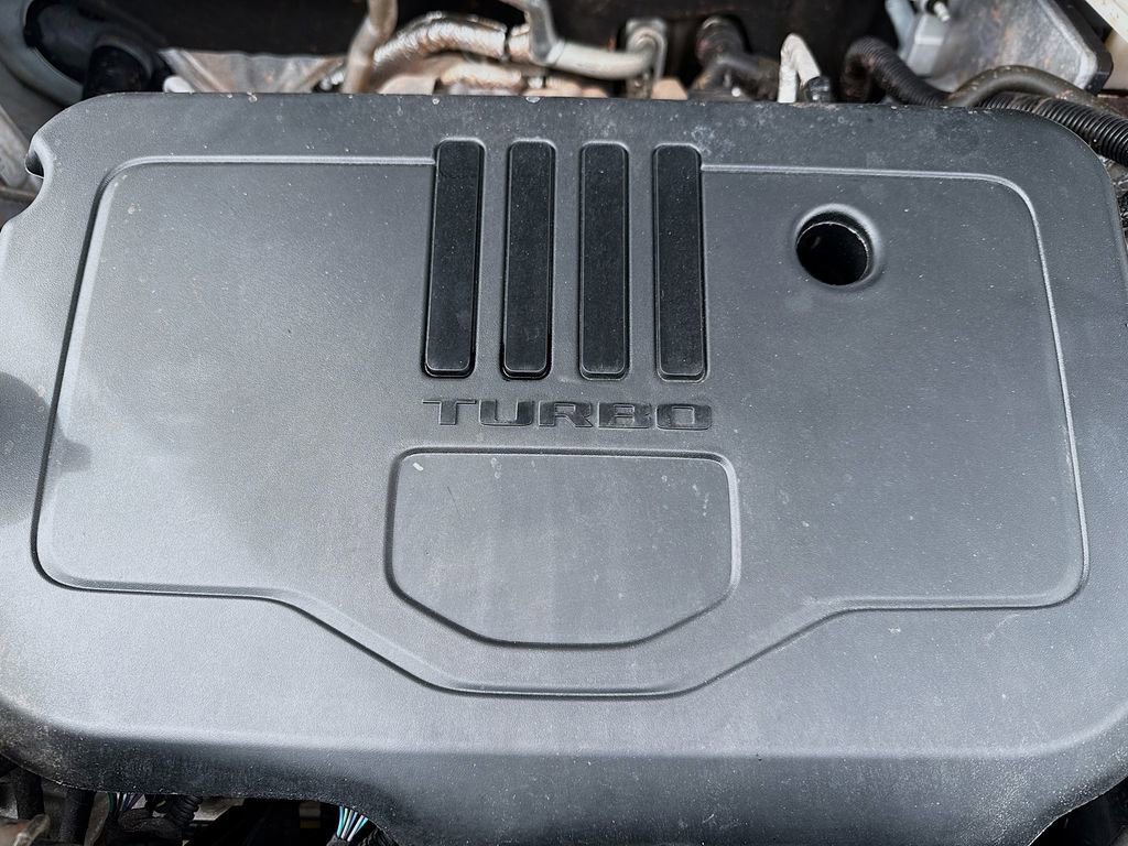 Used 2023 GMC Acadia SLT image 33