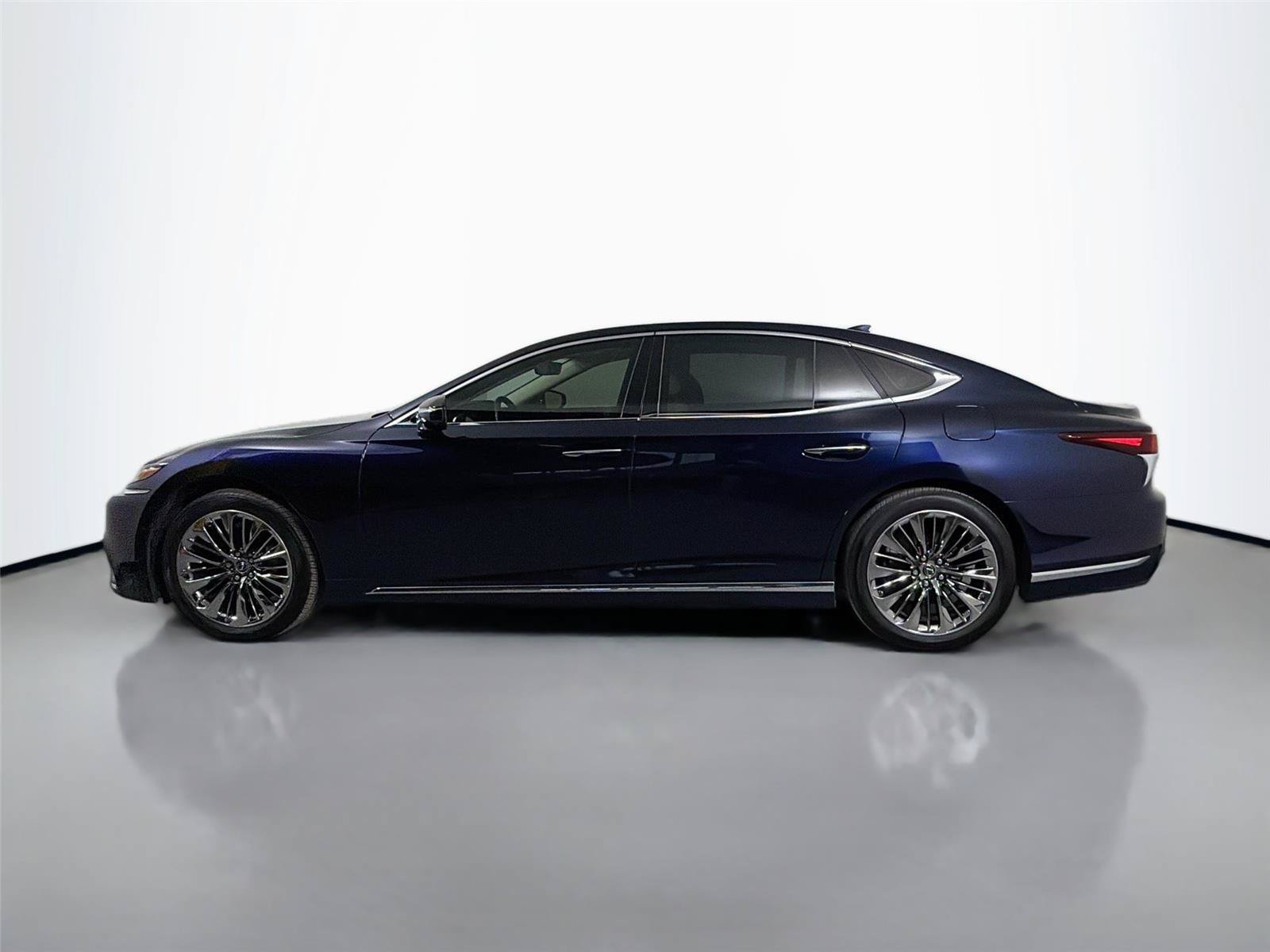 Used 2020 Lexus LS 500 w/ Interior Upgrade Package RWD image 8