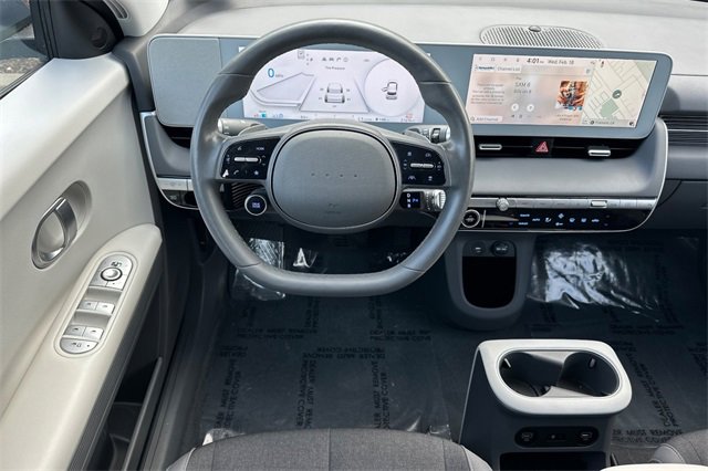 Used 2024 Hyundai Ioniq 5 SEL image 16