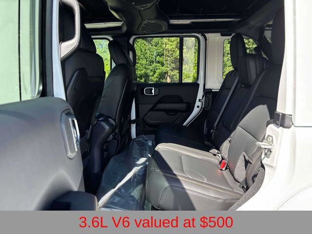 New 2027 Jeep Wrangler Unlimited Sahara AWD/4WD image 6