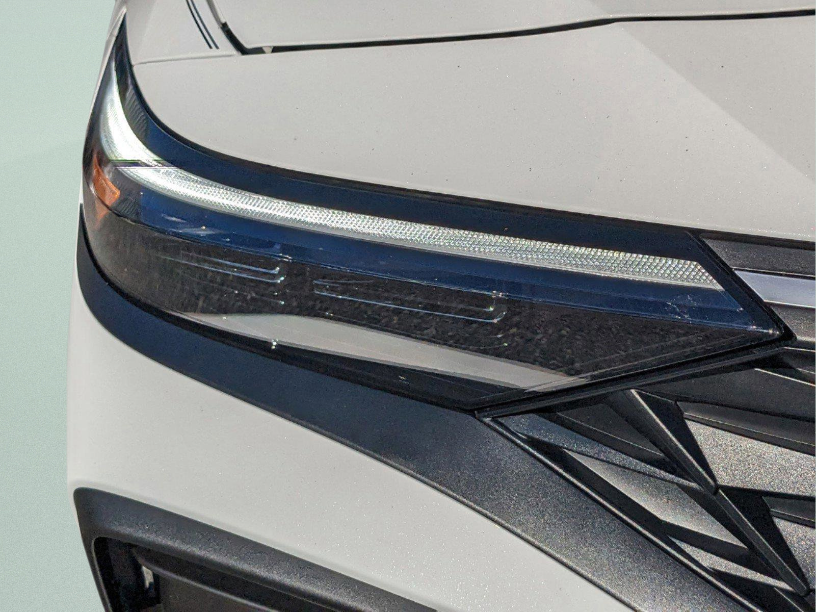 New 2026 Hyundai Elantra Sport FWD image 11