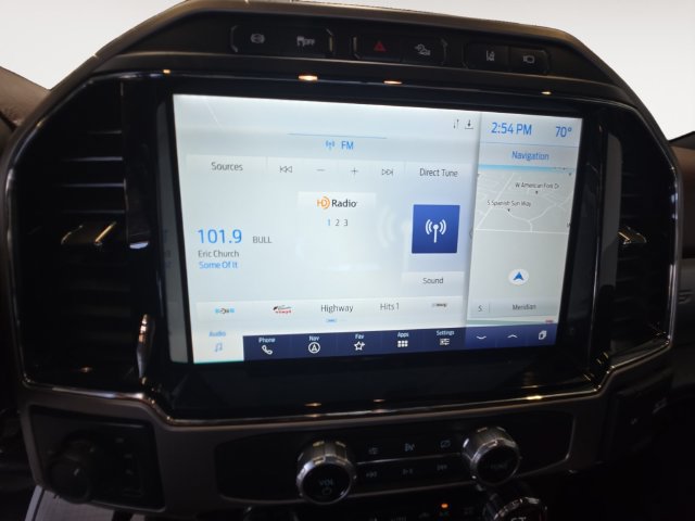 Used 2022 Ford F350 Platinum w/ Tremor Off-Road Package AWD/4WD image 15
