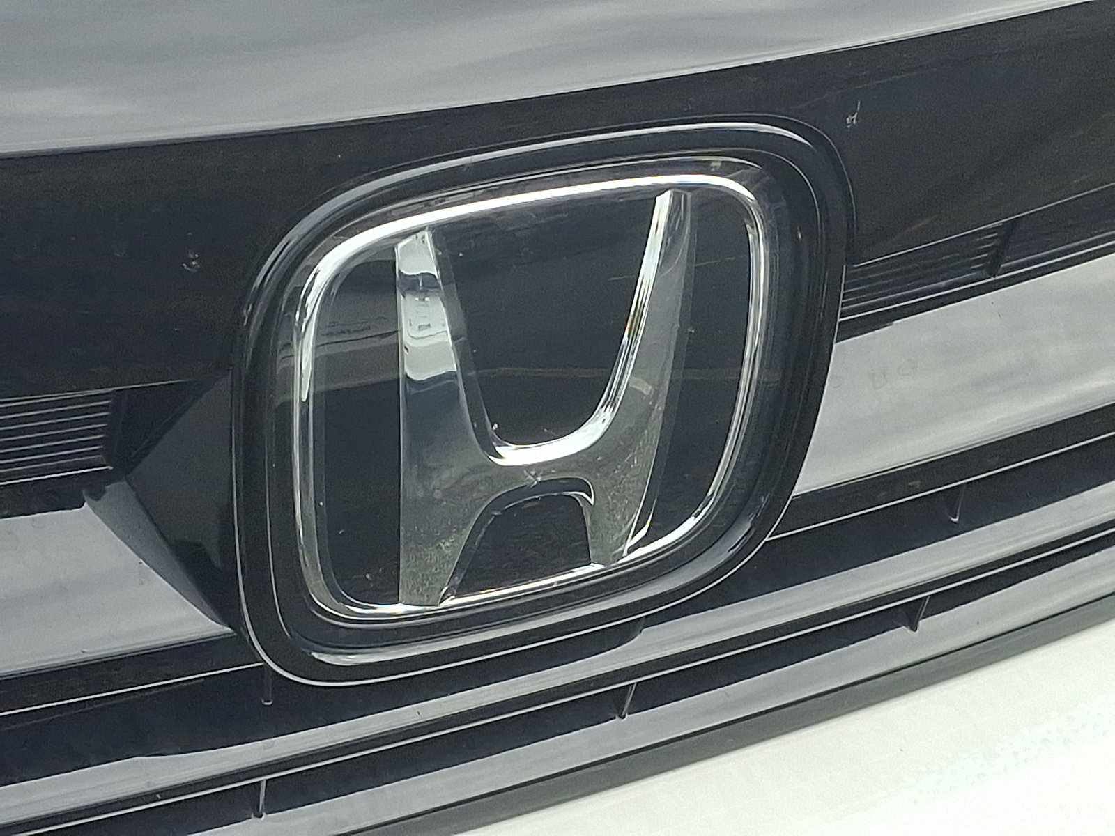 Used 2022 Honda Pilot TrailSport image 9