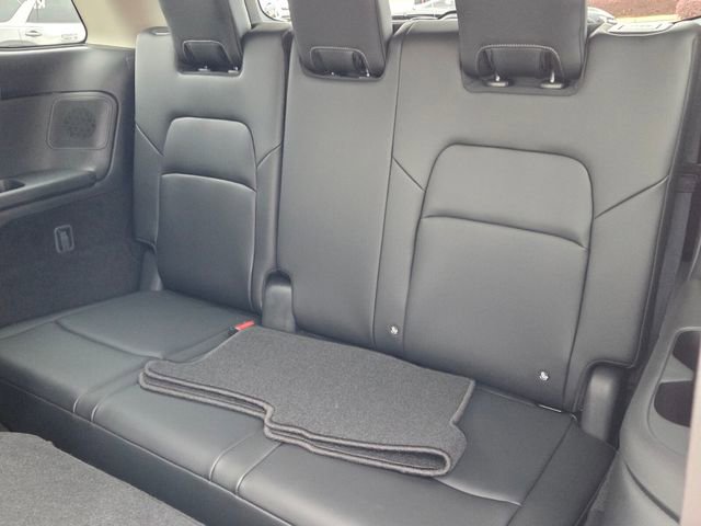 New 2026 Nissan Pathfinder Platinum w/ Cargo Package image 9