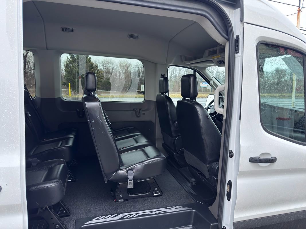 Used 2025 Ford Transit 350 XL image 32