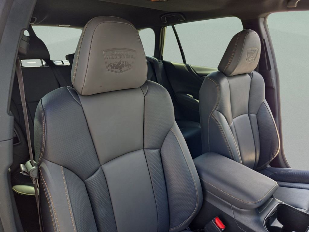 Used 2022 Subaru Outback Wilderness image 15