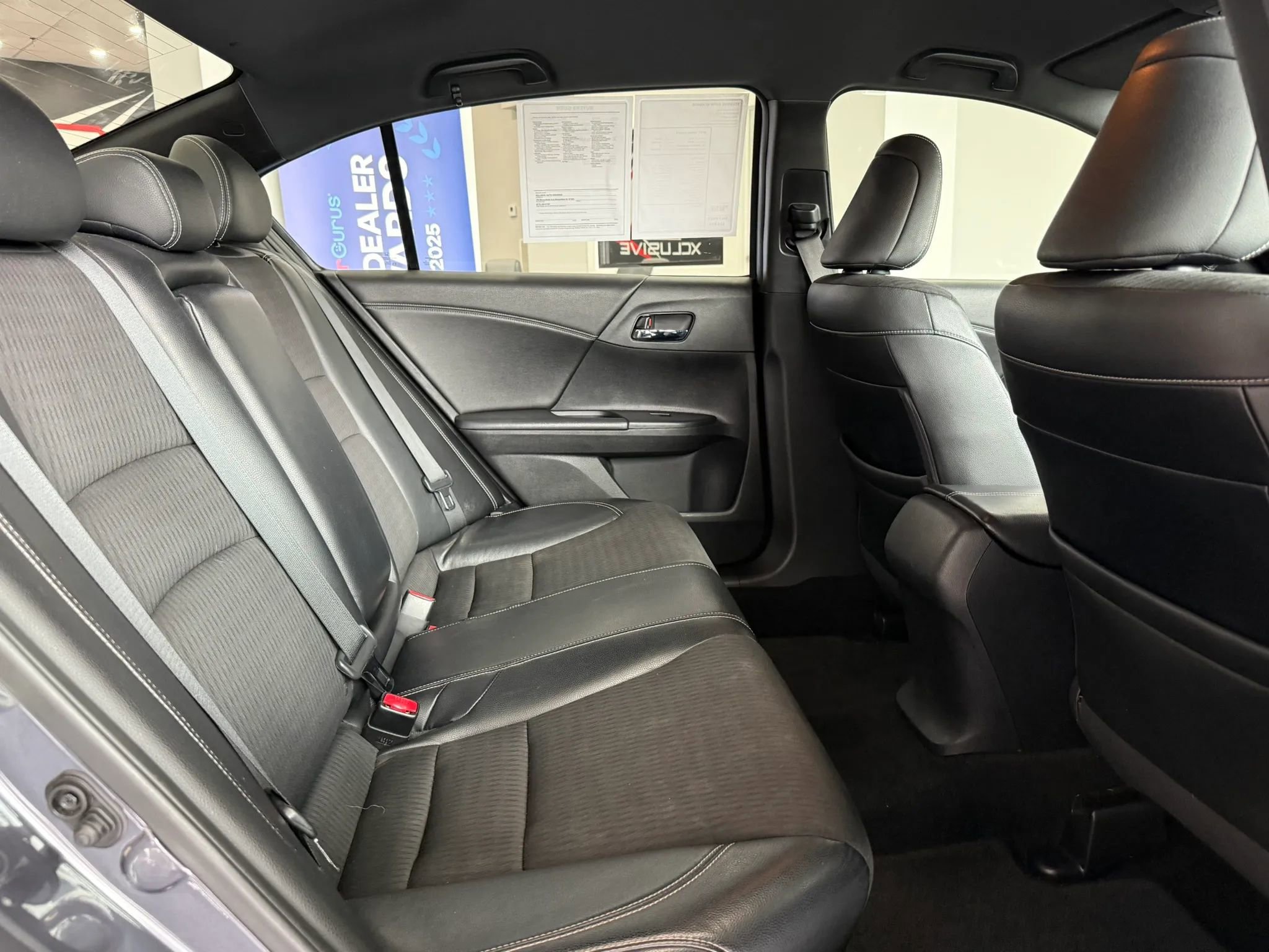 Used 2017 Honda Accord Sport image 23