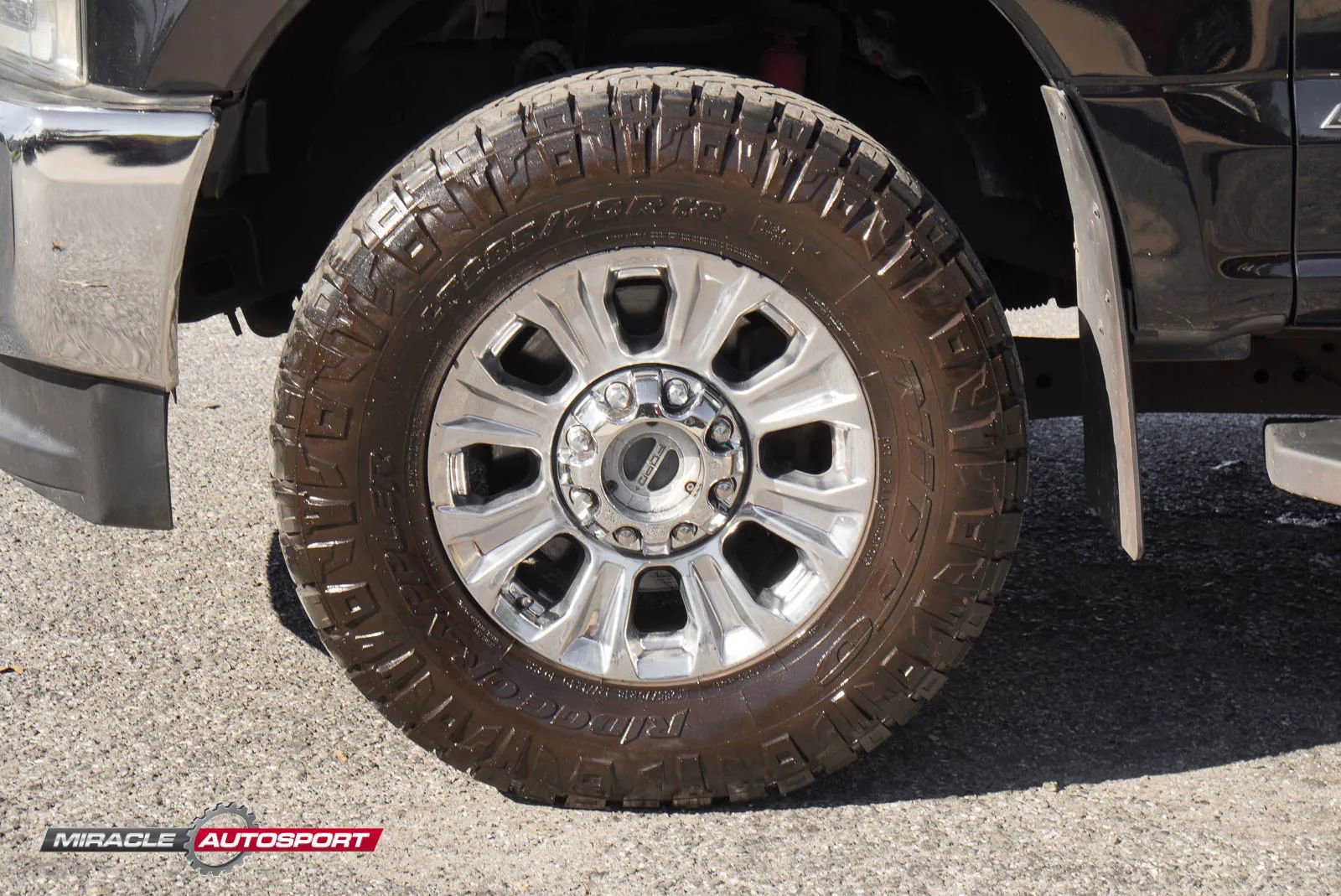 Used 2017 Ford F350 Lariat w/ Lariat Ultimate Package image 14