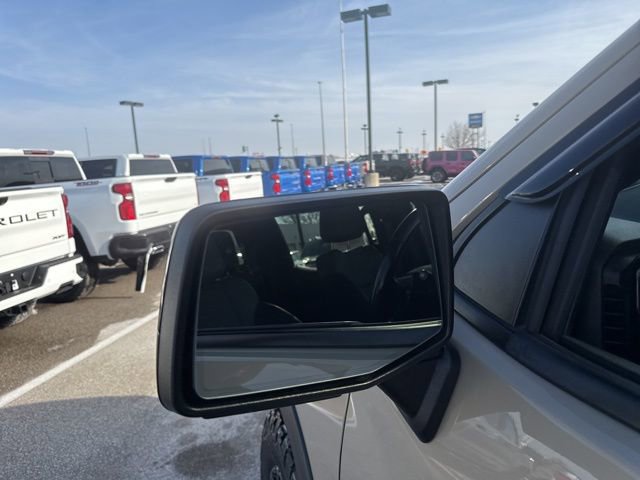 Used 2023 Chevrolet Silverado 1500 ZR2 w/ Technology Package image 24