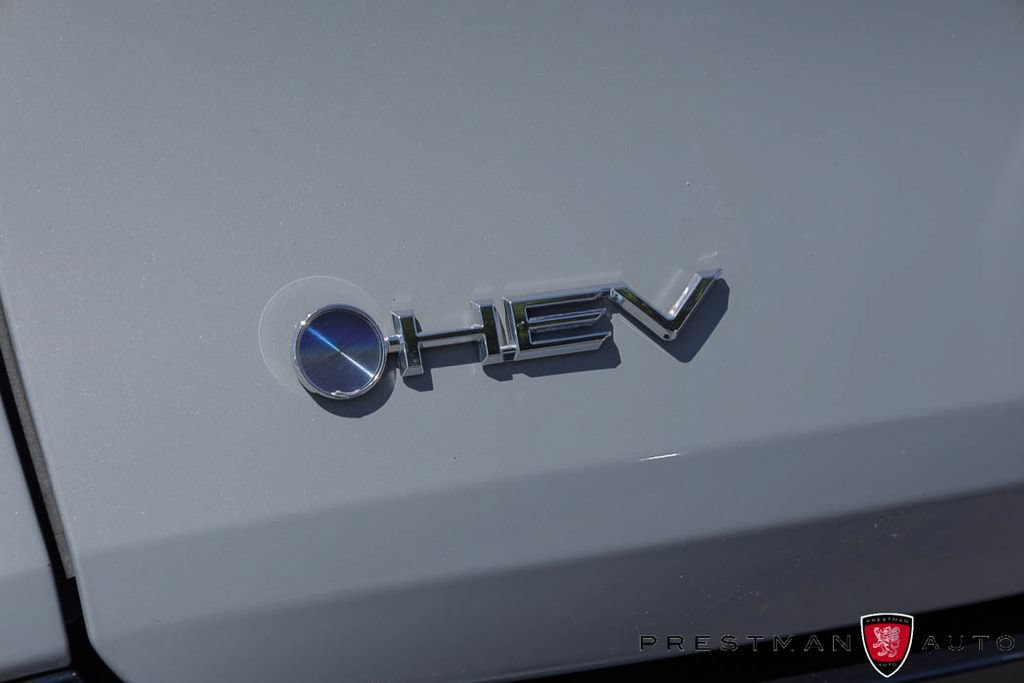 Used 2025 Toyota Sienna XSE FWD image 14