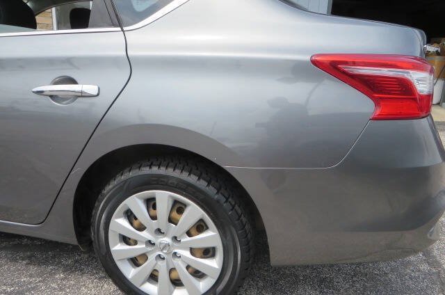 Used 2018 Nissan Sentra S FWD image 39