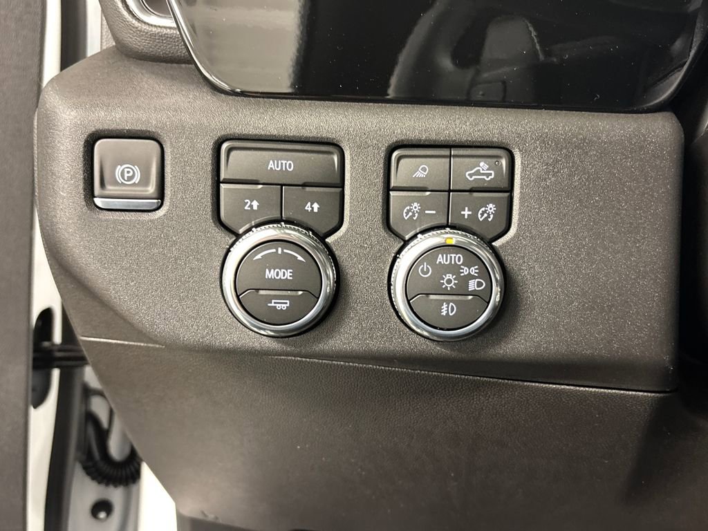 New 2026 GMC Sierra 1500 Elevation w/ Elevation Premium Package AWD/4WD image 32