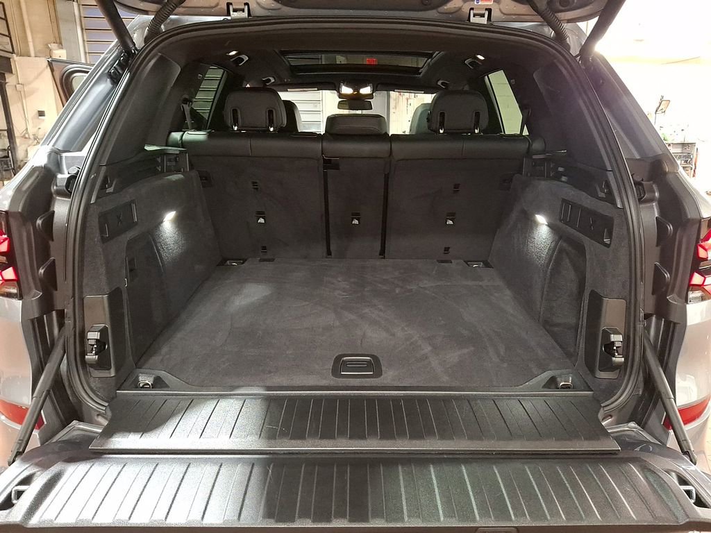 Certified 2025 BMW X5 xDrive40i w/ M Sport Package image 27