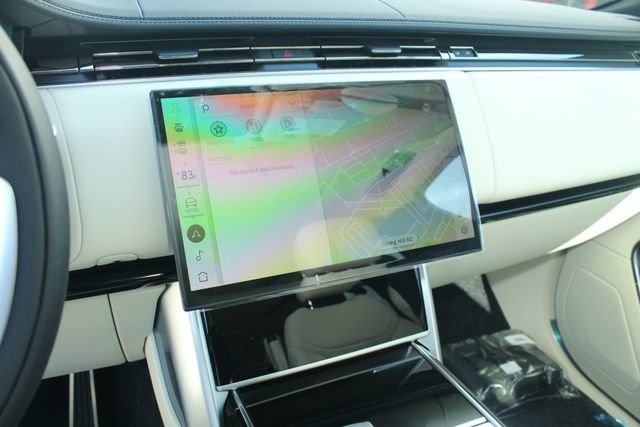 New 2026 Land Rover Range Rover Long Wheelbase SE image 16