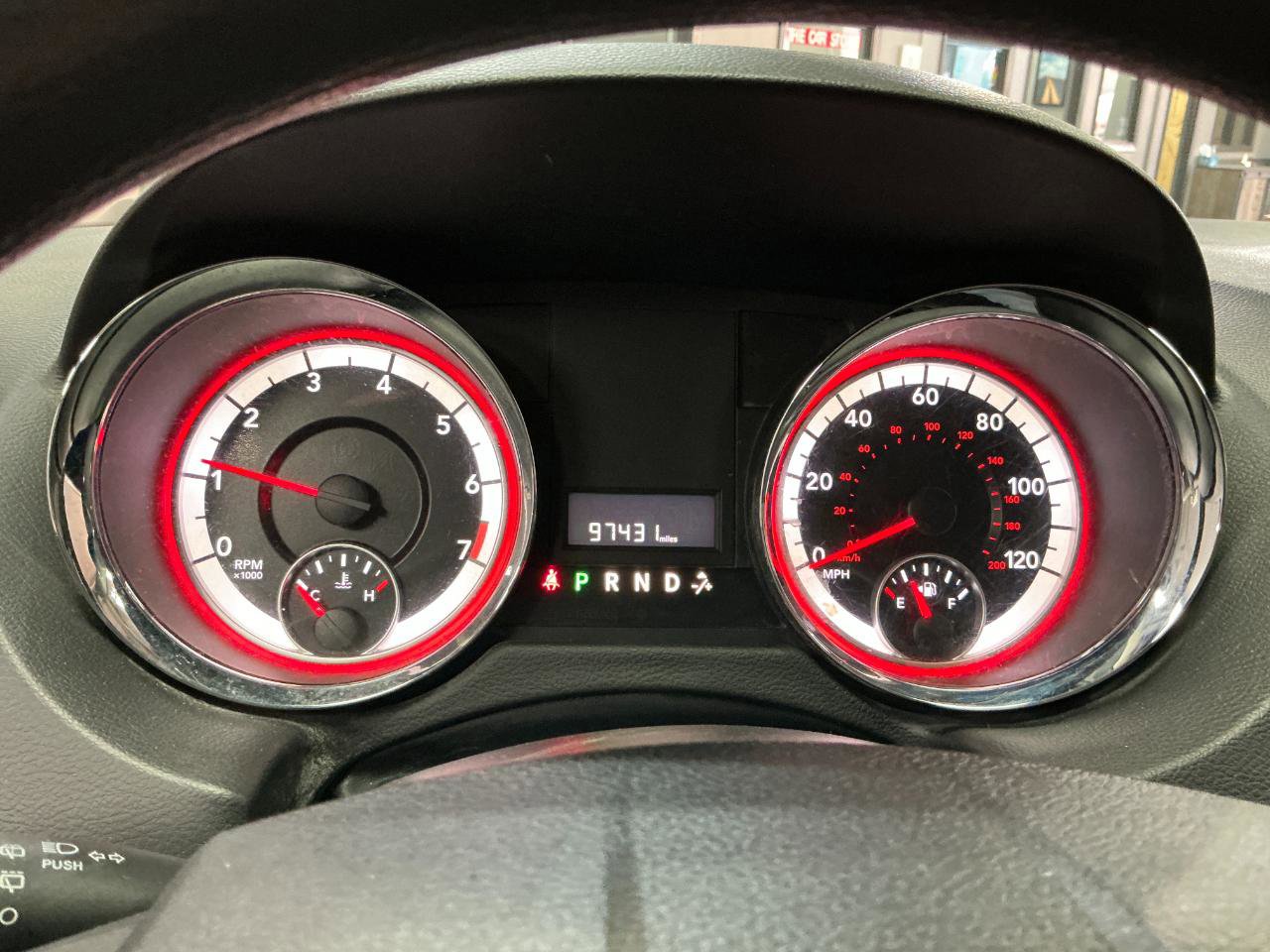 Used 2019 Dodge Grand Caravan SE w/ UConnect Hands-Free Group image 15