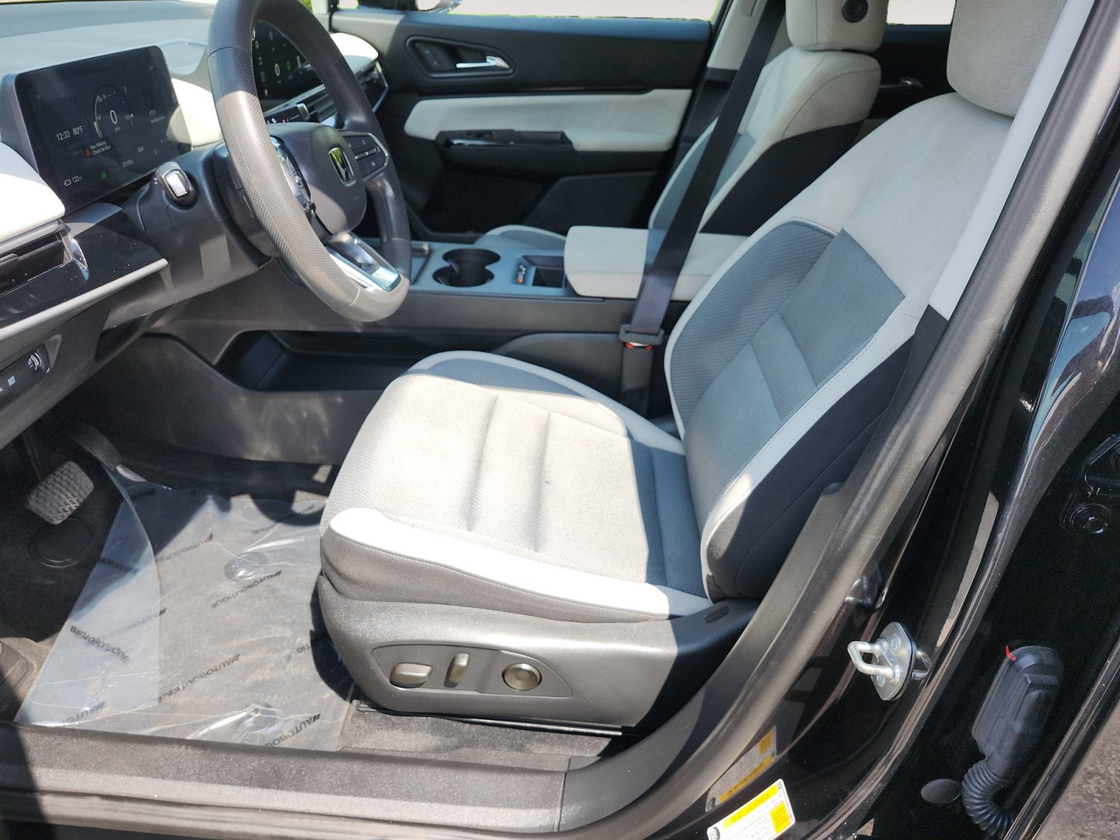 Used 2024 Honda Prologue EX image 9