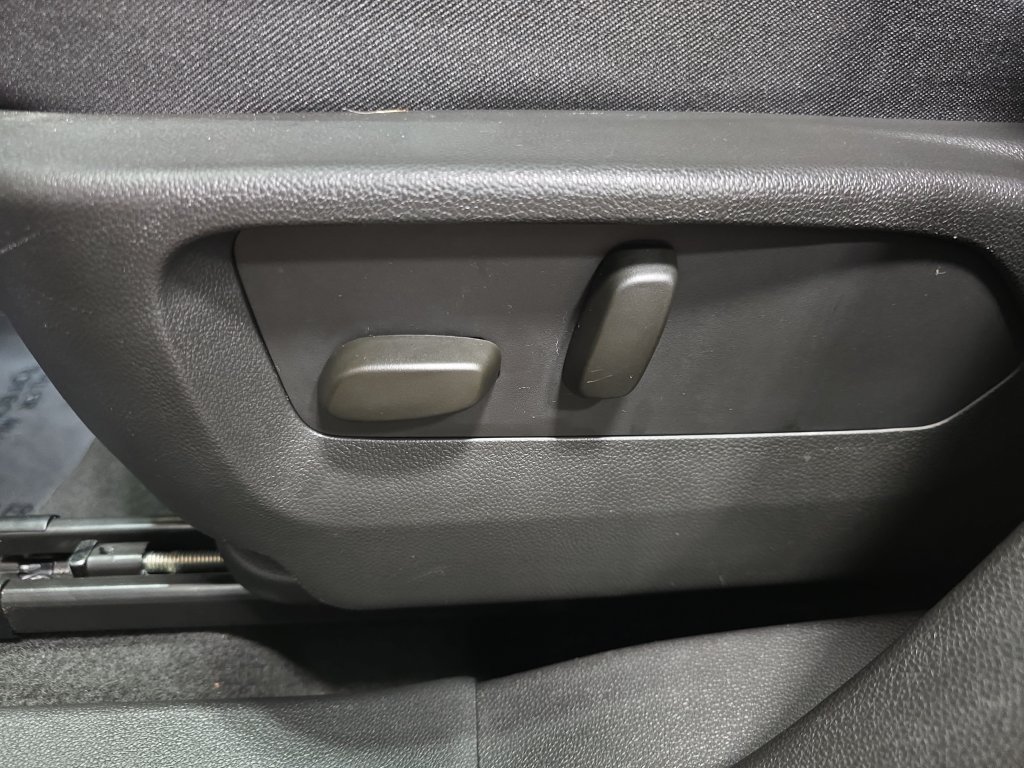 Used 2023 Buick Envision Preferred w/ Sport Touring Package AWD/4WD image 29