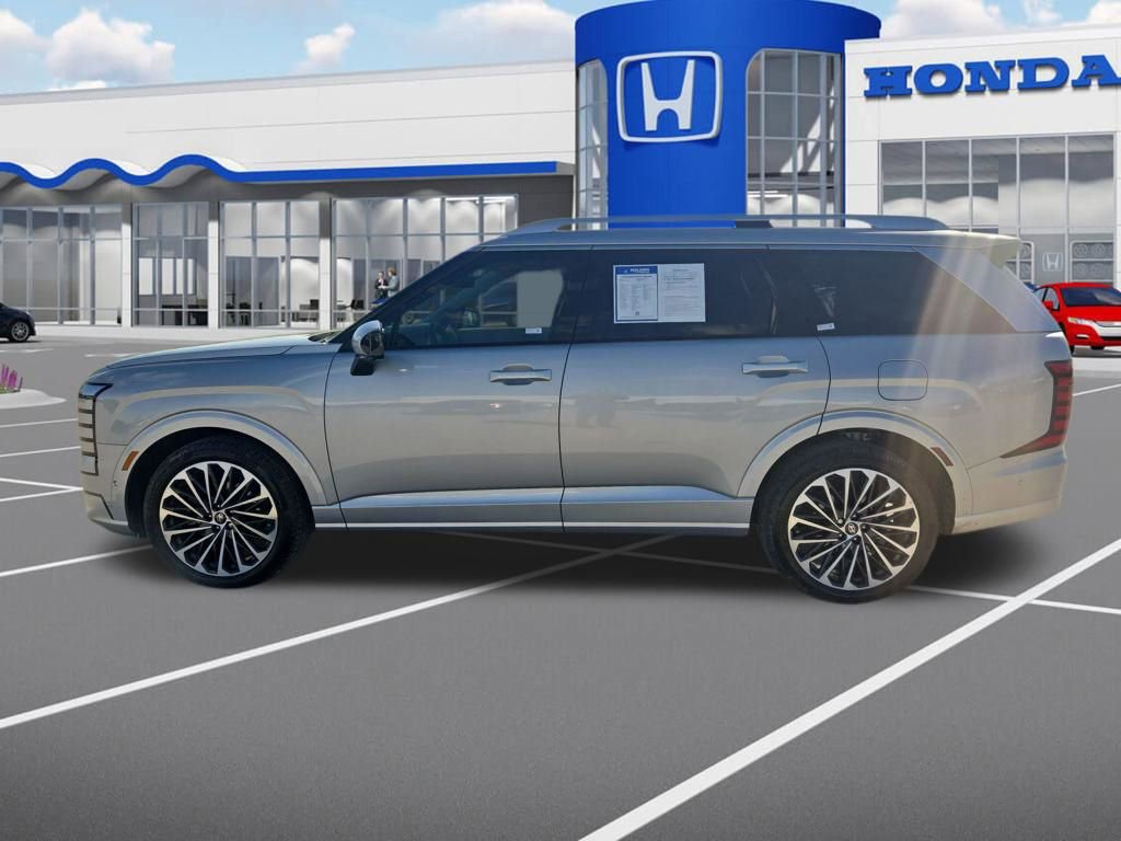 Used 2026 Hyundai Palisade Calligraphy image 2