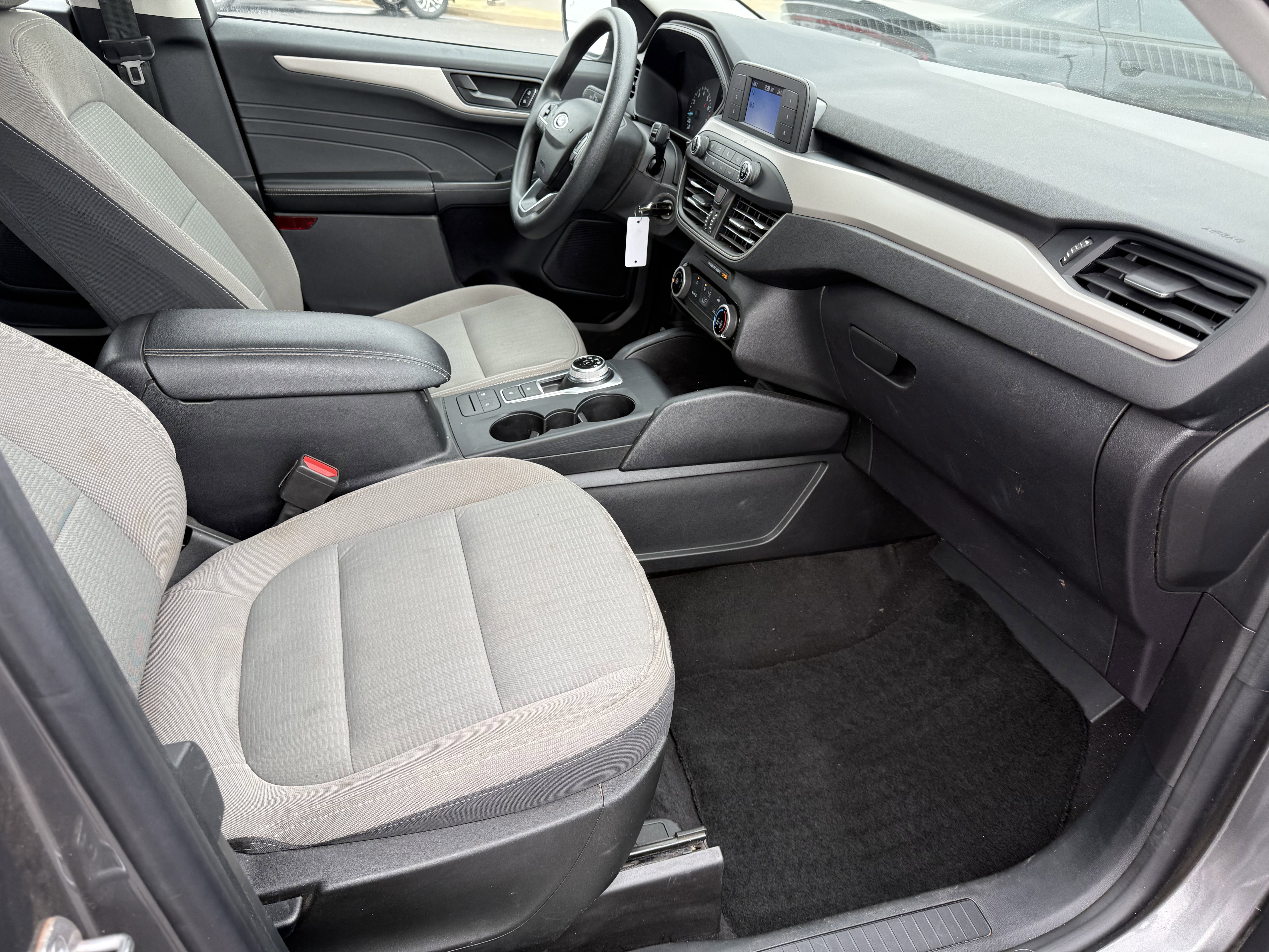 Used 2022 Ford Escape S image 10