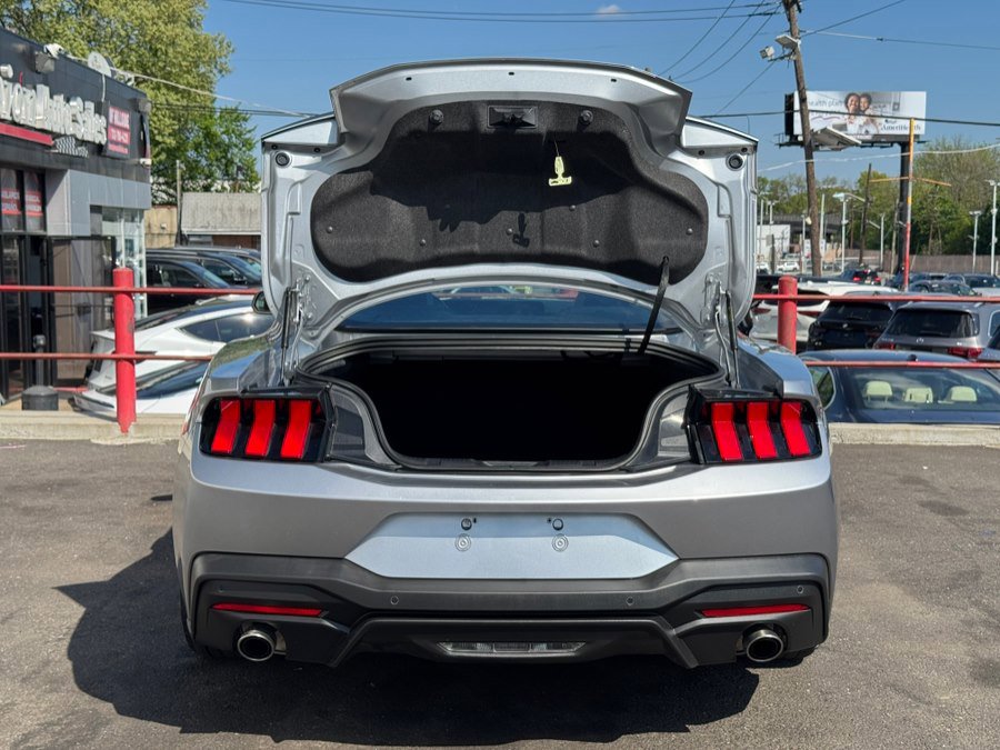 Used 2024 Ford Mustang Premium RWD image 15