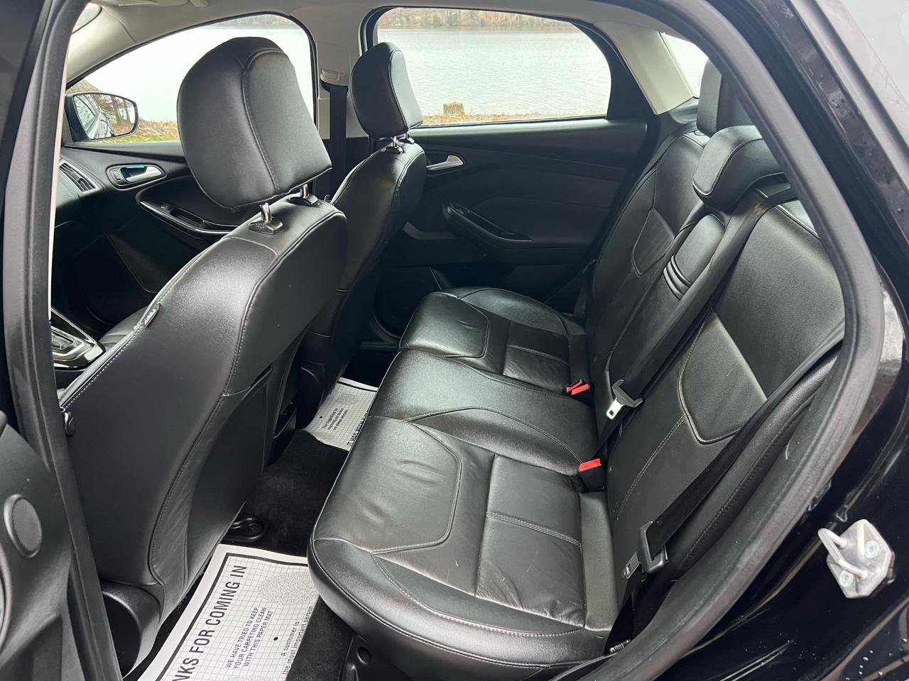 Used 2016 Ford Focus Titanium w/ Titanium Technology Package image 9