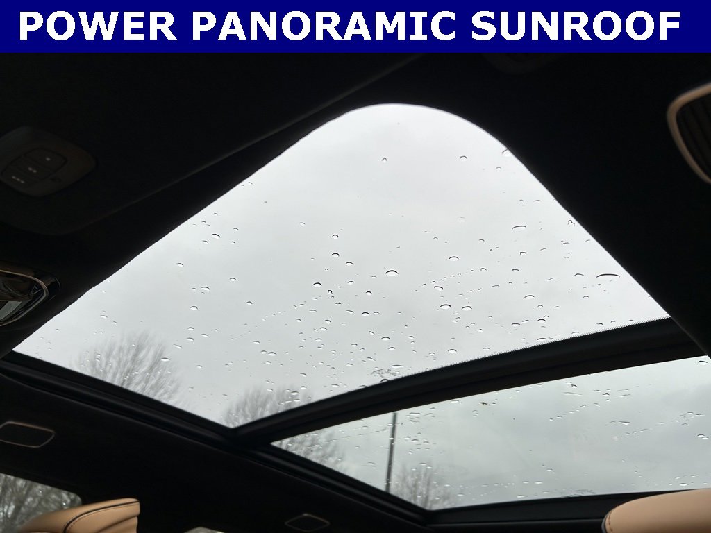 Used 2024 Jeep Grand Wagoneer Series III w/ HD Trailer Tow Package image 2