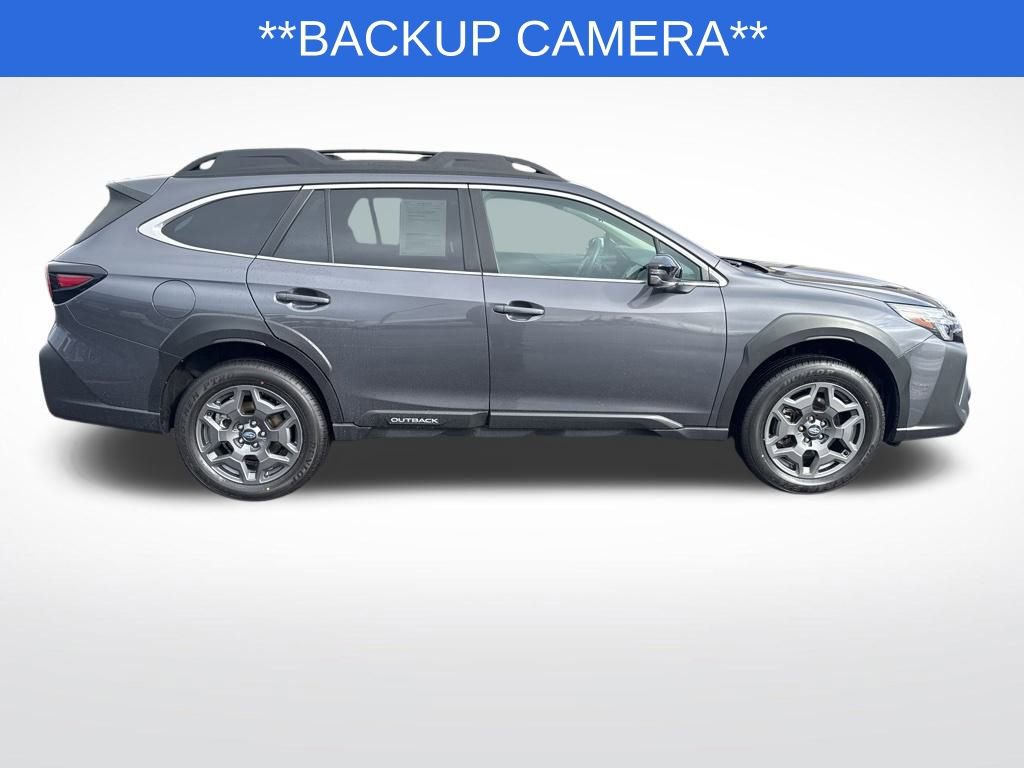 Used 2025 Subaru Outback Premium image 8