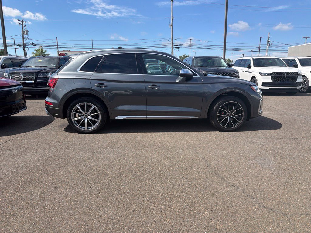 Used 2023 Audi SQ5 Premium Plus w/ Premium Plus Package AWD/4WD image 7