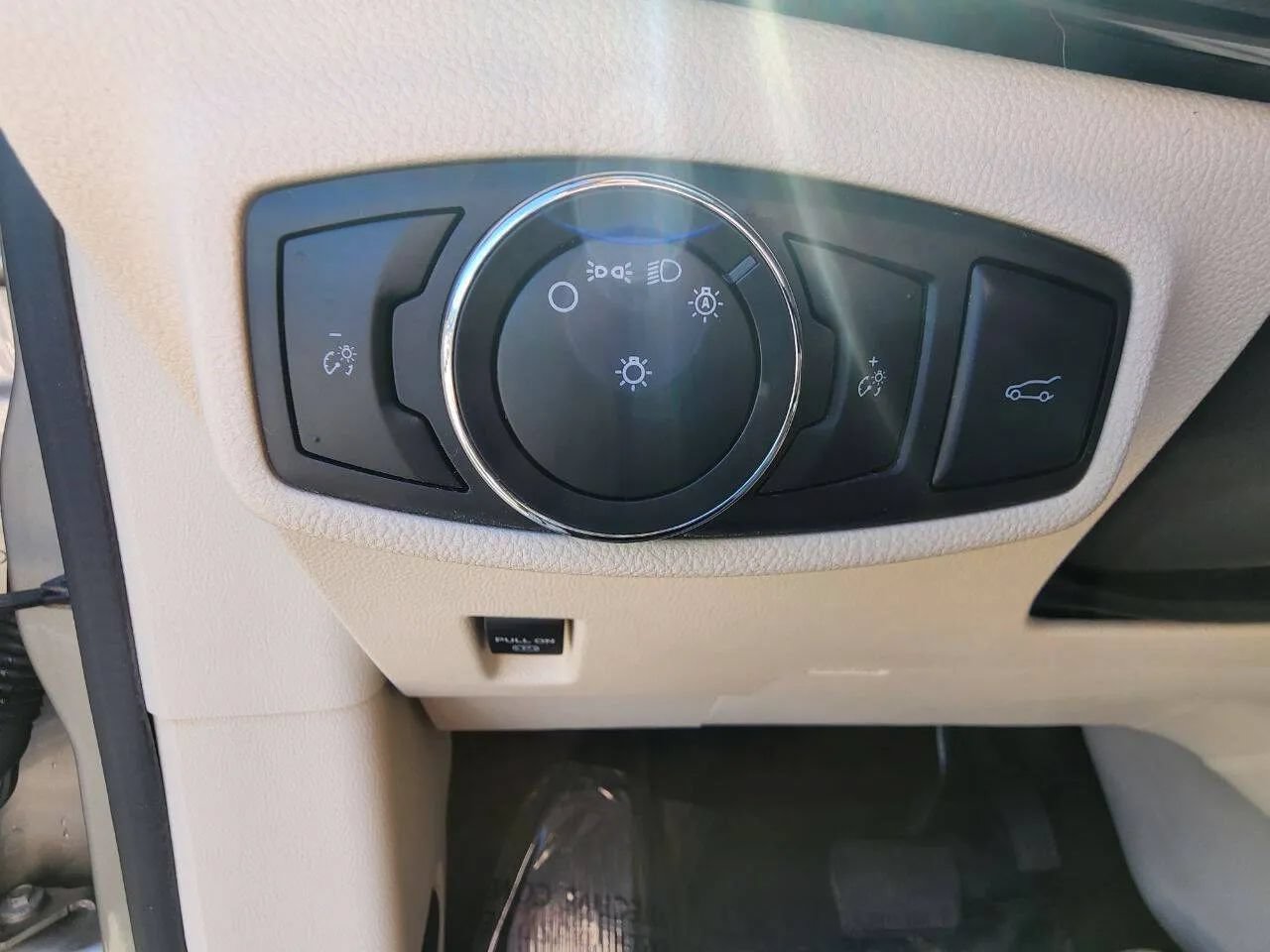 Used 2015 Lincoln MKC AWD w/ Equipment Group 102A Reserve image 17