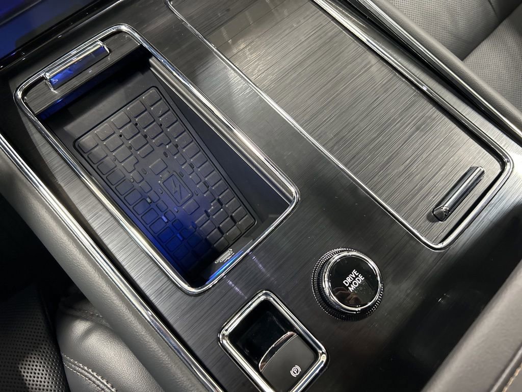 Used 2025 Lincoln Aviator Reserve w/ Equipment Group 201A image 23