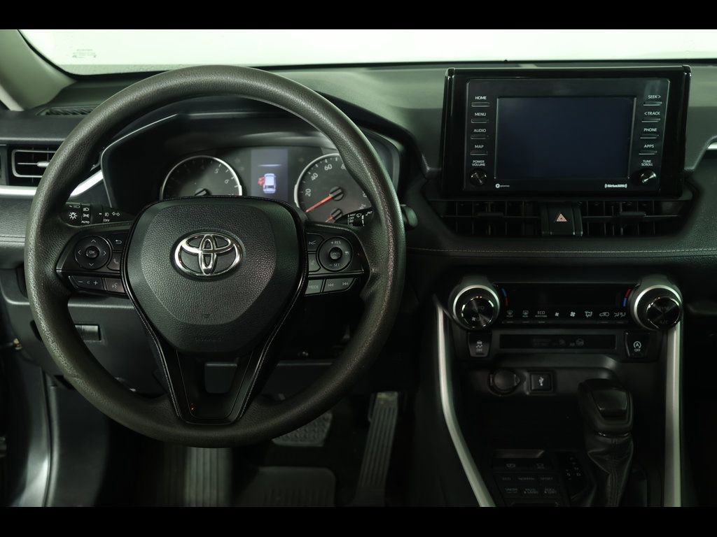 Used 2021 Toyota RAV4 XLE image 13