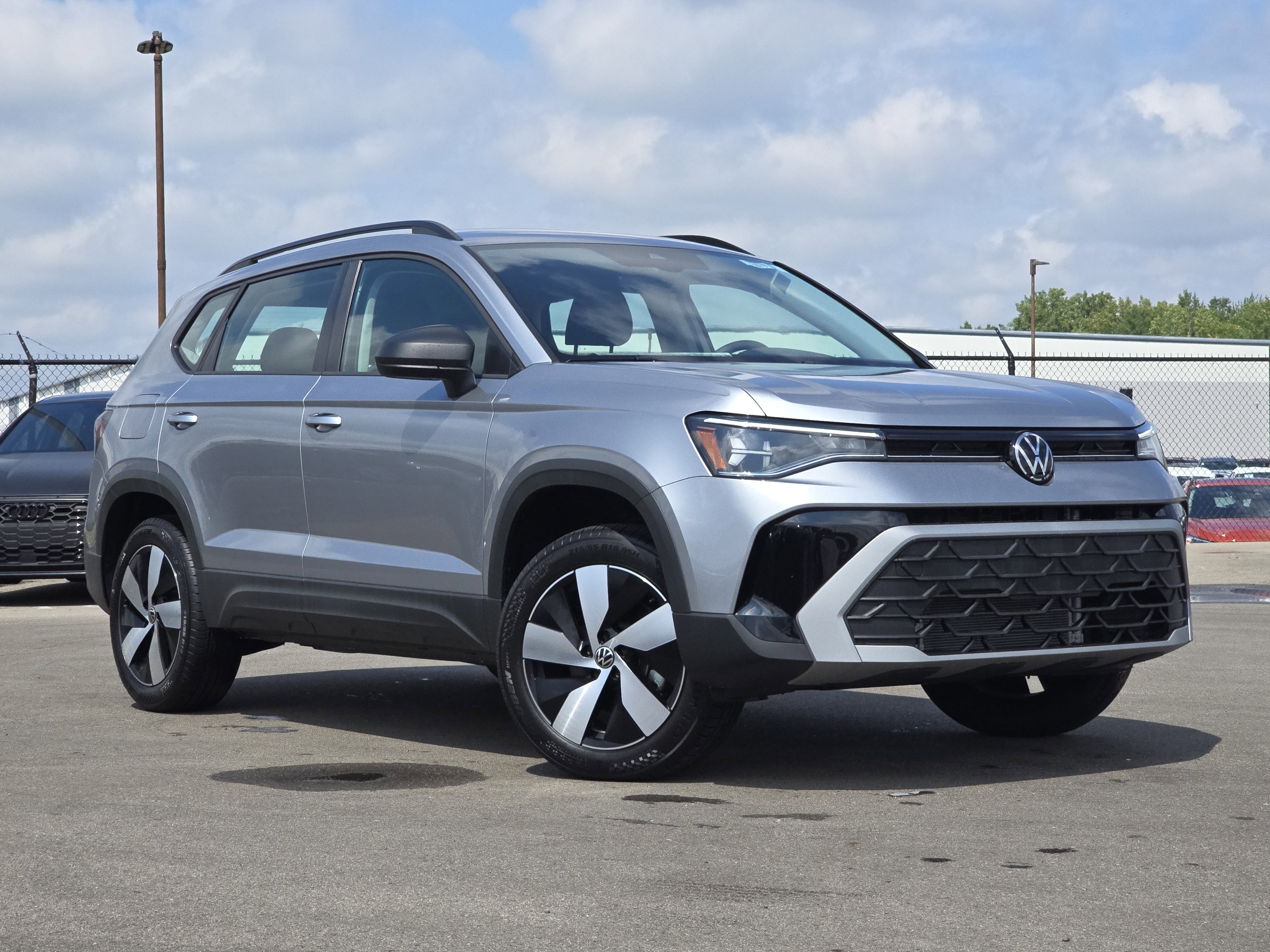 New 2025 Volkswagen Taos S image 28