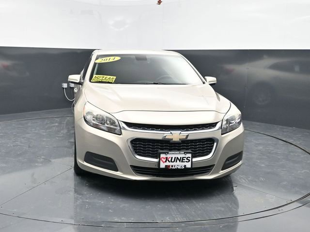 Used 2014 Chevrolet Malibu LT w/ Power Convenience Package image 2