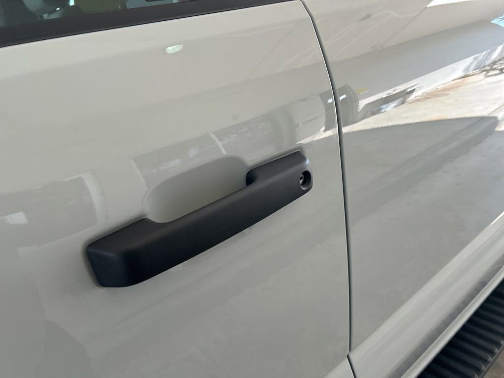 Used 2025 Ford F350 XLT image 16