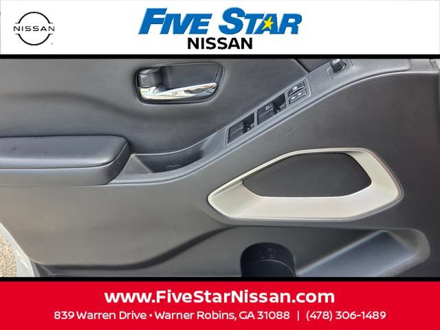 Used 2025 Nissan Frontier SV w/ Tow Package AWD/4WD image 29