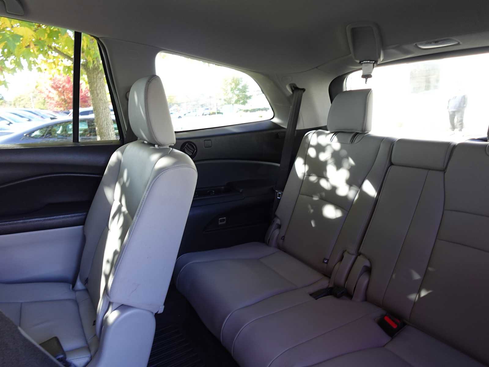 Certified 2017 Honda Pilot EX-L image 30