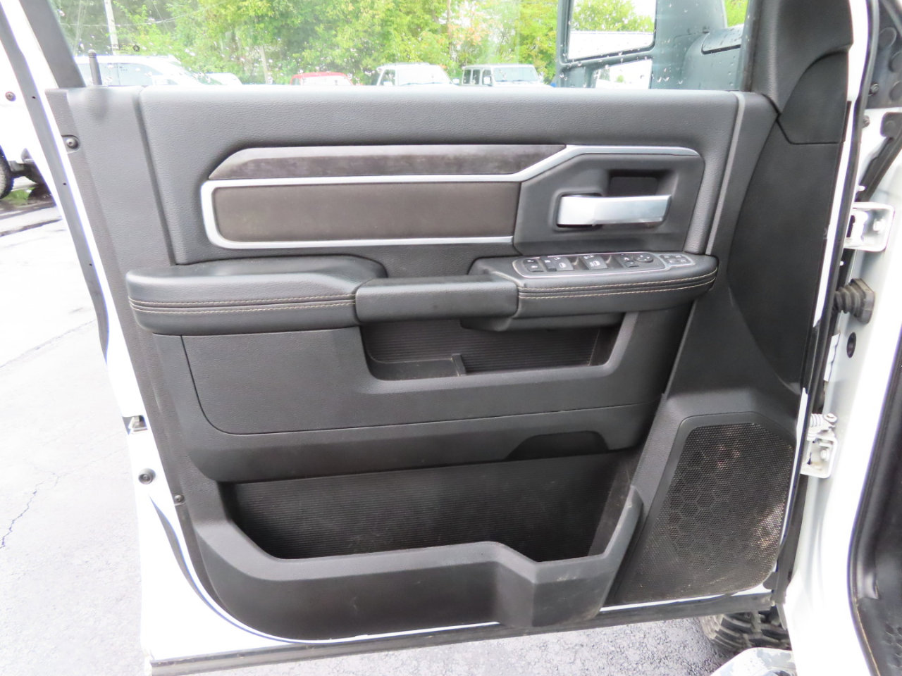 Used 2024 RAM 2500 Big Horn image 18