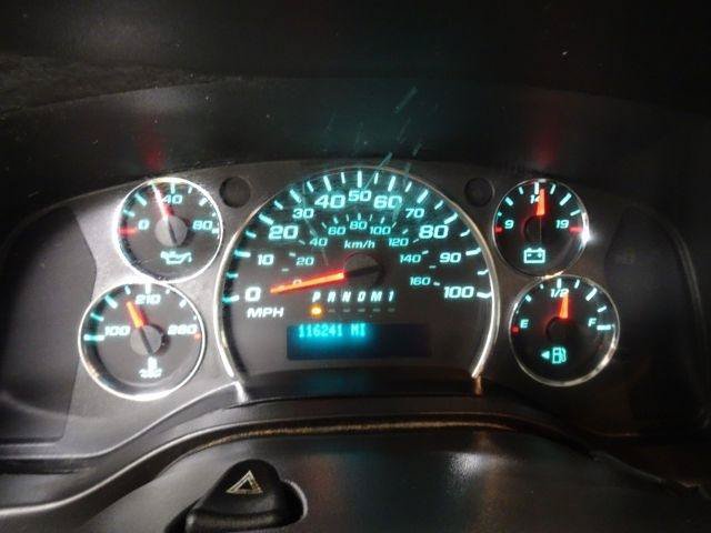Used 2015 Chevrolet Express 2500 RWD image 33