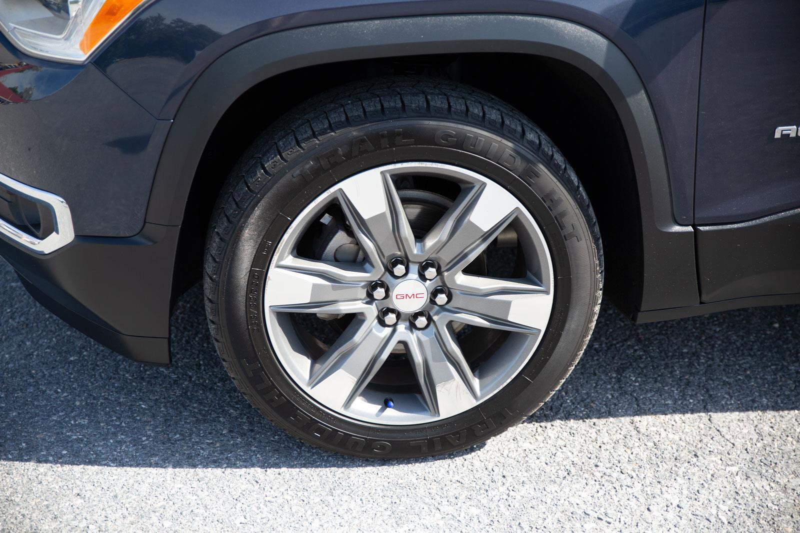 Used 2018 GMC Acadia SLT AWD/4WD image 9