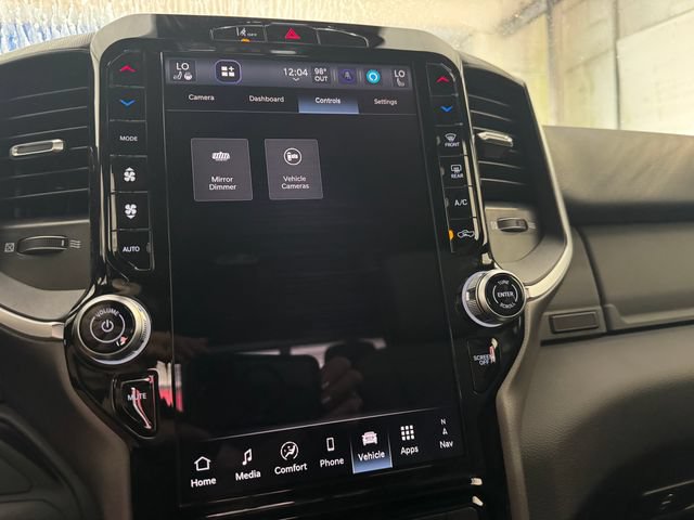 New 2026 RAM 2500 Big Horn AWD/4WD image 24