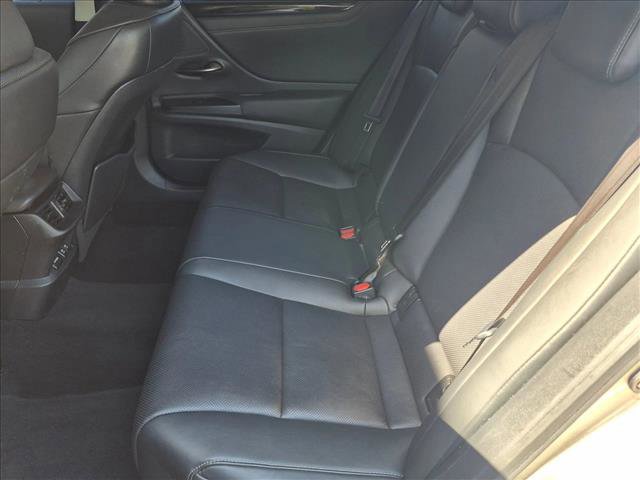 Used 2019 Lexus ES 350 w/ Premium Package FWD image 19