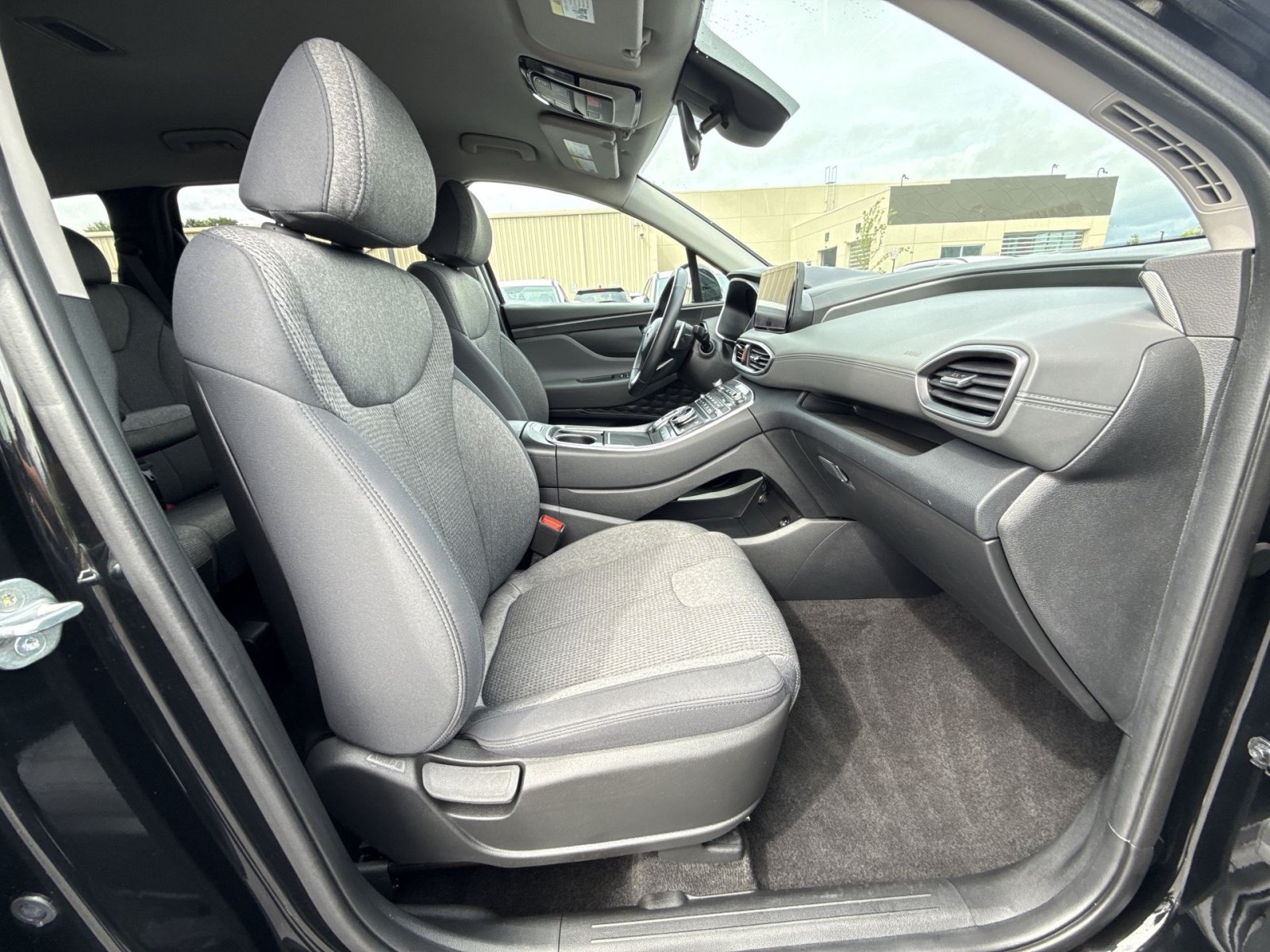 Certified 2023 Hyundai Santa Fe SEL AWD/4WD image 29