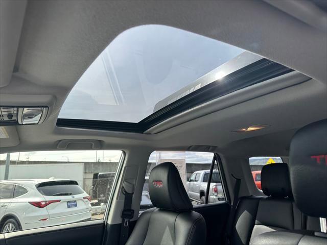 Certified 2021 Toyota 4Runner Venture w/ Moonroof Package AWD/4WD image 23